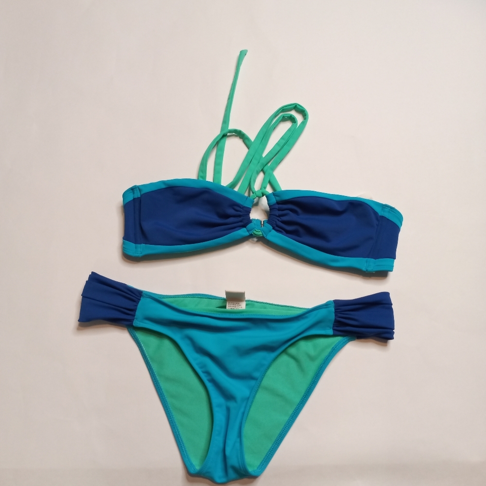 Women's size medium Hollister two-piece bathing su